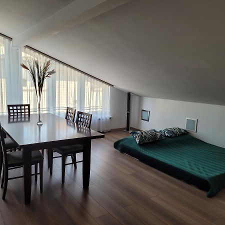 Pokoje I Apartament Do Wynajecia Daire Bielsk Podlaski Dış mekan fotoğraf
