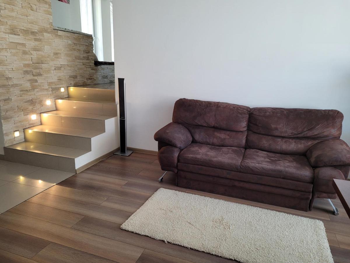 Pokoje I Apartament Do Wynajecia Daire Bielsk Podlaski Dış mekan fotoğraf