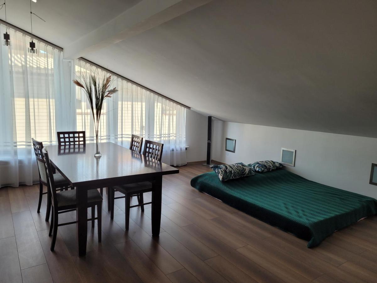 Pokoje I Apartament Do Wynajecia Daire Bielsk Podlaski Dış mekan fotoğraf